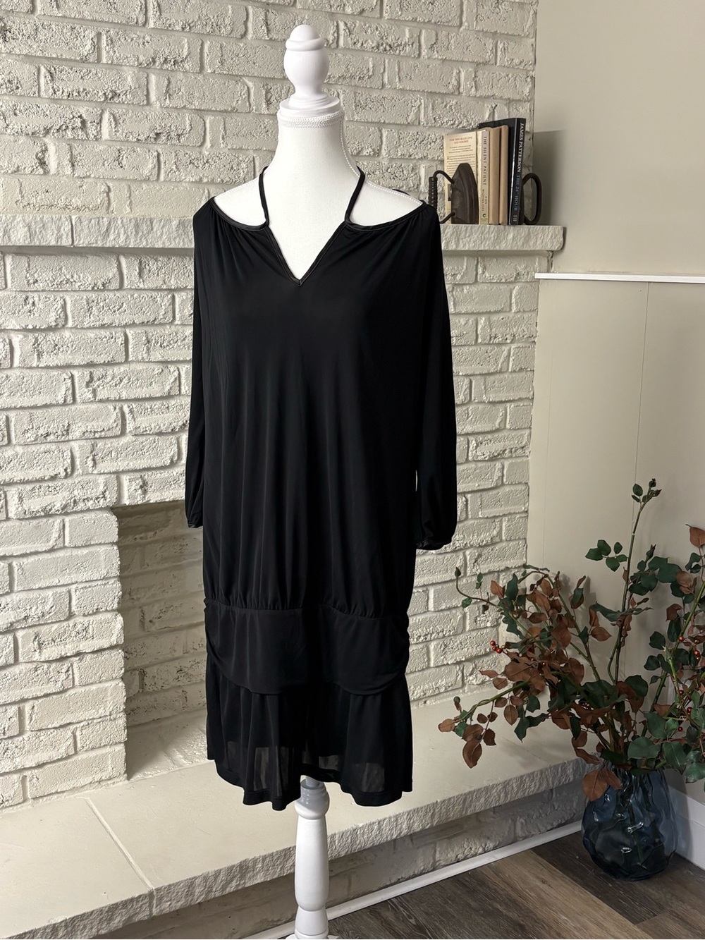 Le Château Black Cold Shoulder Drop Waist Halter Dress XXL Made in Canada